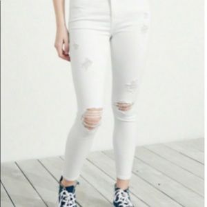 Hollister White High Rise Super skinny crop jeans